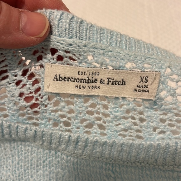 Abercrombie and Fitch Light Blue Sweater sz XS - Picture 4 of 6